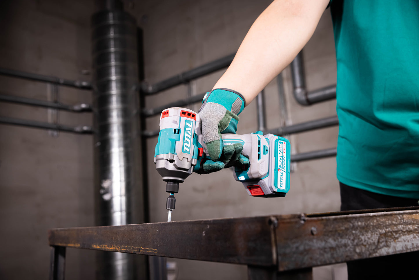 Brushless Cordless Impact Driver 285N.m - 1/4" Hex - P20S 2.0Ah
