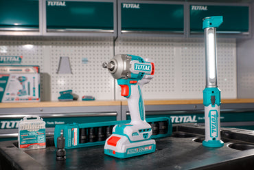 Industrial Brushless Cordless Impact Wrench 405N.m - 1/2" Square Drive - P20S 2.0Ah