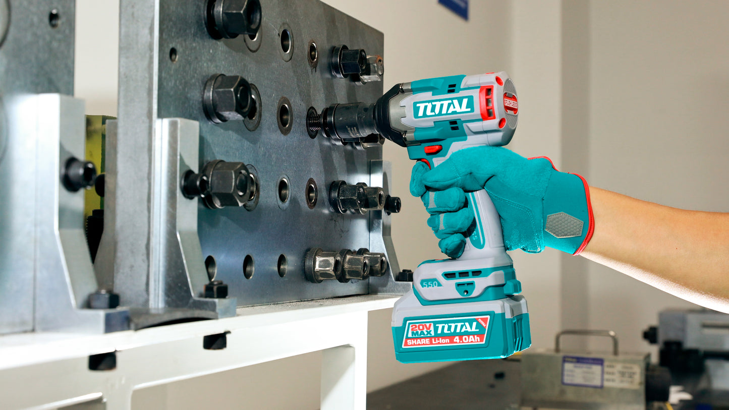 Brushless Cordless Impact Wrench 550N.m - 1/2" Square Drive - P20S 4.0Ah
