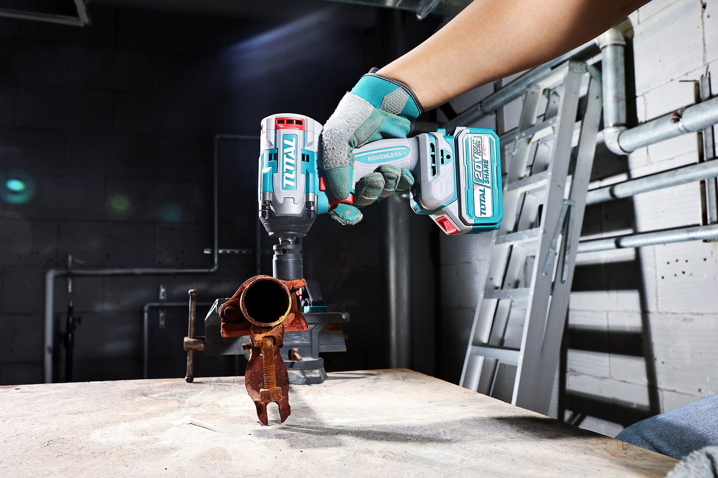 Industrial Brushless Cordless 1/2" Square Drive Impact Wrench 850Nm/ 1000Nm - P20S 4.0Ah